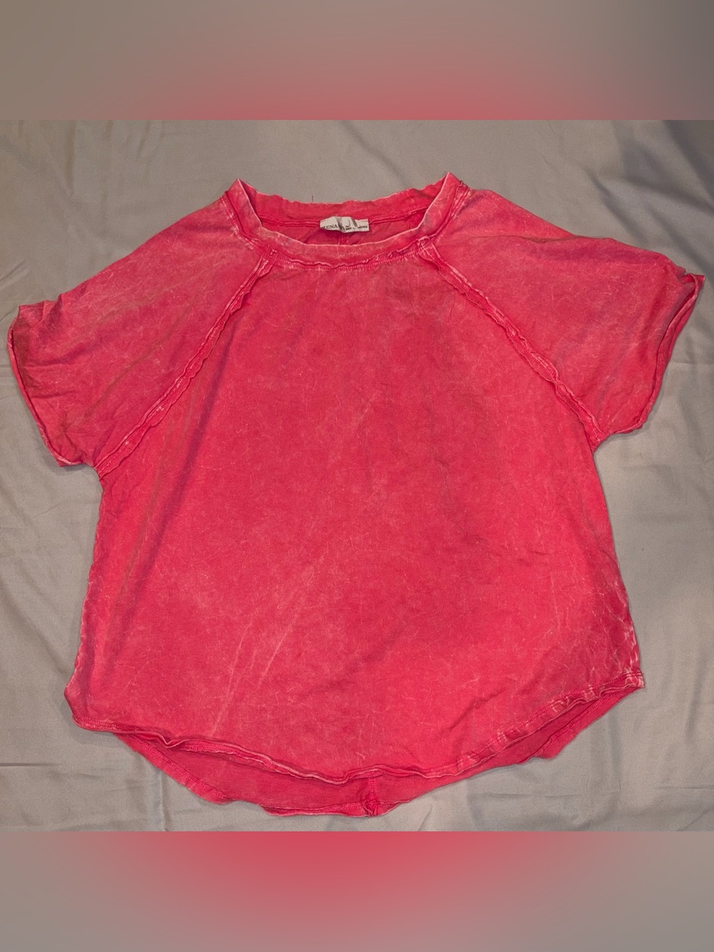 Zenana Outfitters Women’s Acid-Wash Pink Short Sleeve Tee